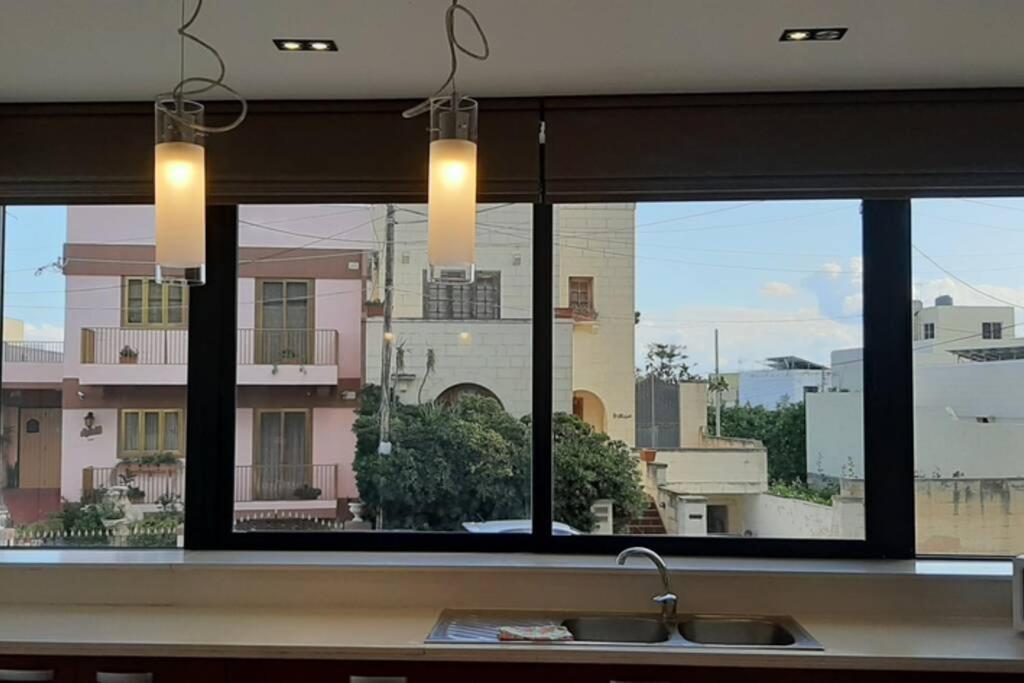 Joecen Apartment Marsaskala Exterior photo